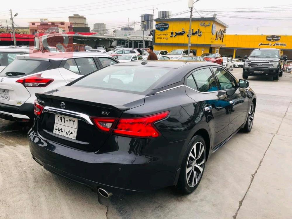 Nissan Maxima
